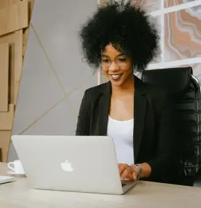 lady-smilling
